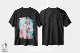 تیشرت مشکی طرح دار زیبایی بهشت فلامینگوی صورتی، تزئینی اثر جن زد | فروشگاه ایماژ