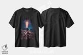 تیشرت مشکی طرح دار حمله سفینه فرازمینی به شهر، تزئینی اثر جن زد | immage.ir