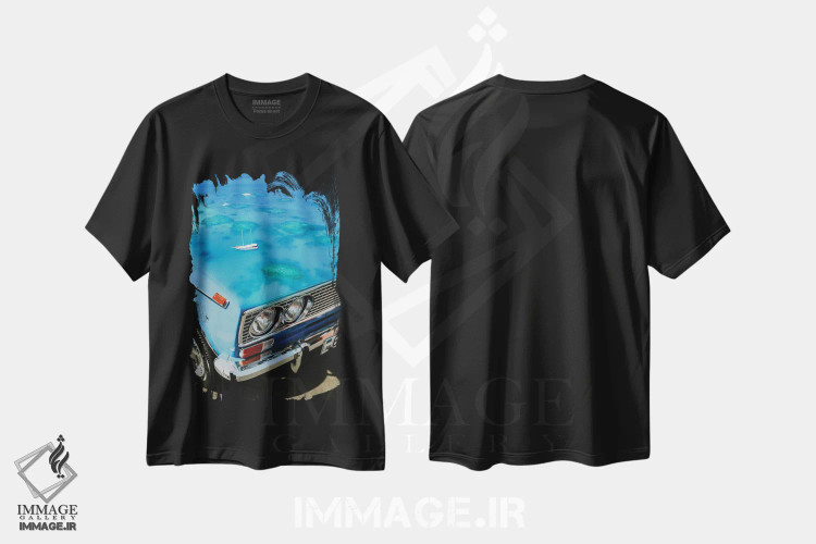 تیشرت مشکی طرح دار خودروی کلاسیک در تالاب آبی، عکاسی ترکیبی اثر جن زد | فروشگاه ایماژ