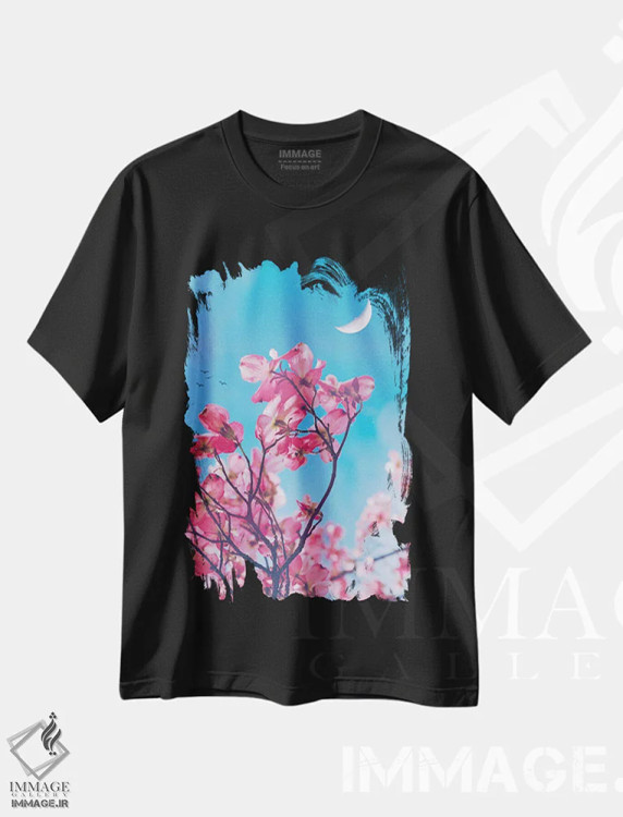 تیشرت مشکی طرح دار گل های صورتی زیباشناسانه، هنر دیجیتال اثر جن زد | immage.ir