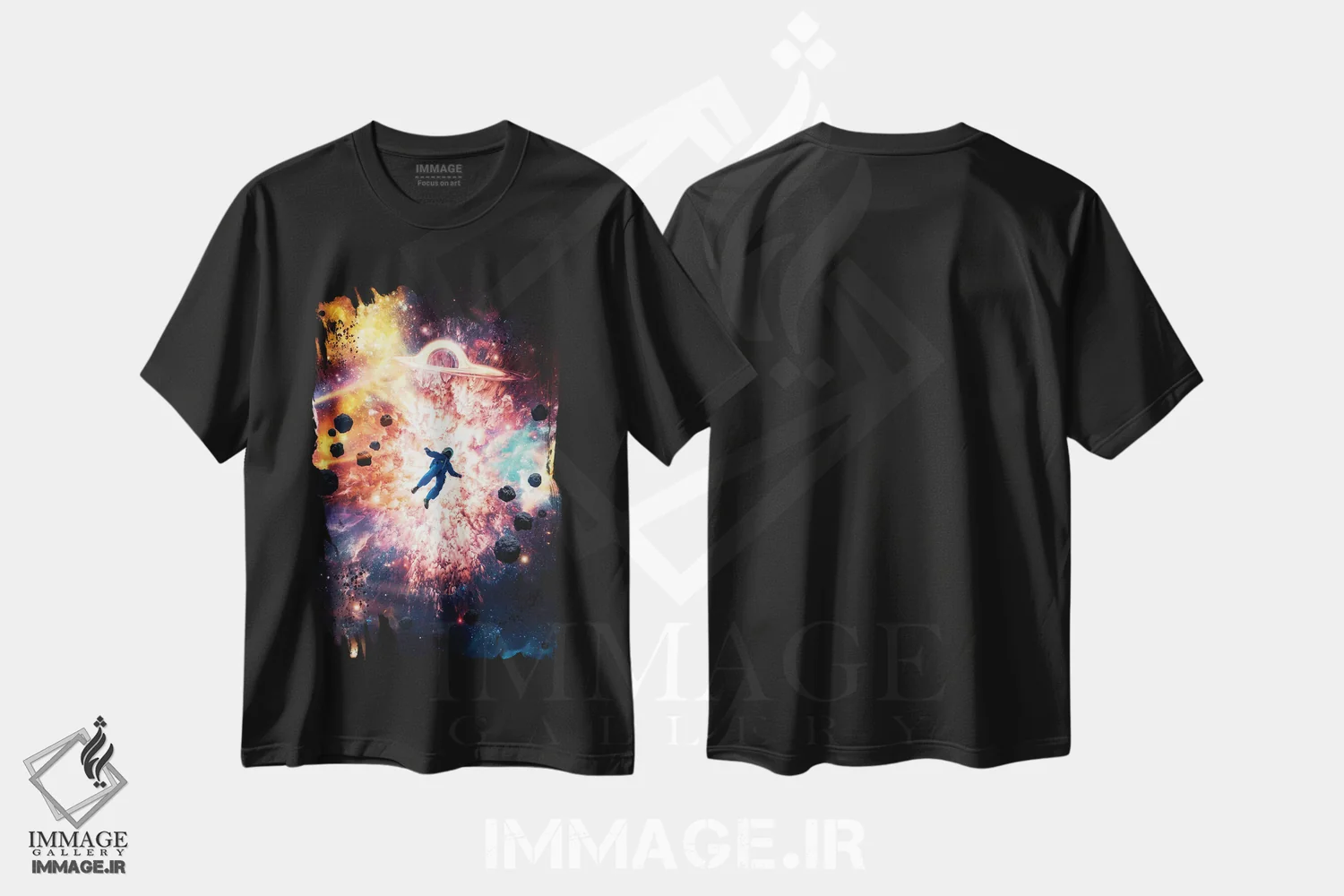 تیشرت مشکی طرح دار انفجار بیگ بنگ فضانوردی در فضا، عکاسی ترکیبی اثر جن زد | immage.ir