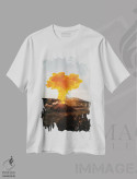 تیشرت سفید طرح دار انفجار آتشفشان با دود نارنجی، عکاسی ترکیبی اثر جن زد | immage.ir