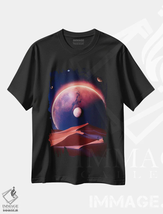 تیشرت مشکی طرح دار تپه های صحرایی مریخ در فضای آبی، عکاسی ترکیبی اثر جن زد | immage.ir