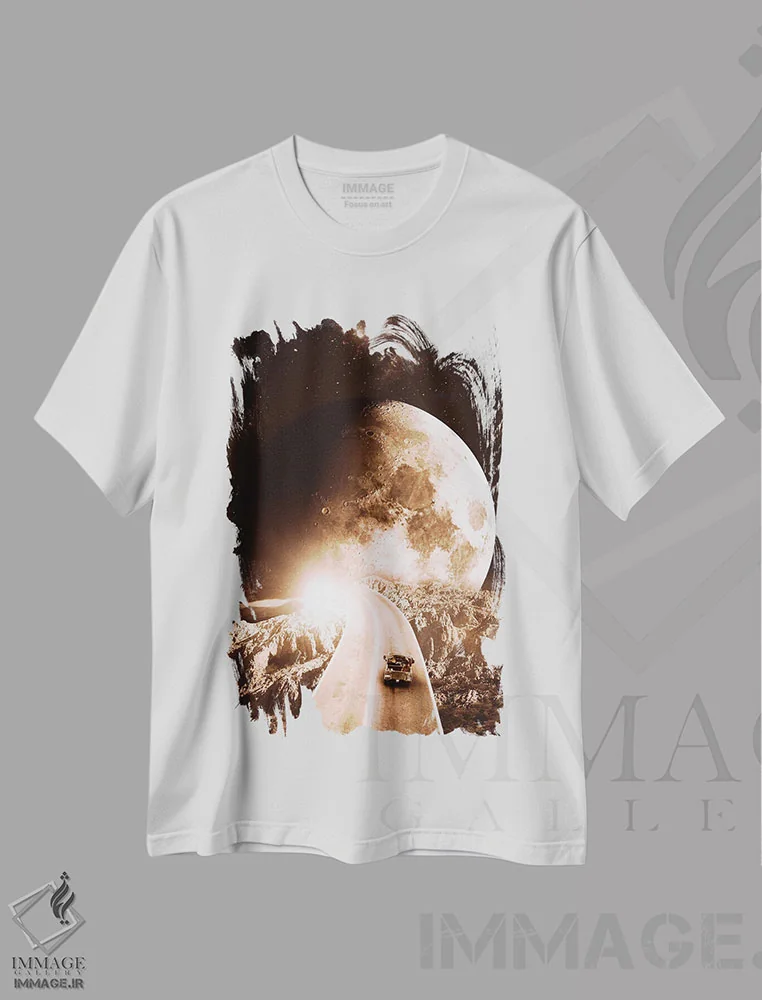 تیشرت سفید طرح دار در راه قدیمی به سمت ماه، عکاسی ترکیبی اثر جن زد | فروشگاه ایماژ