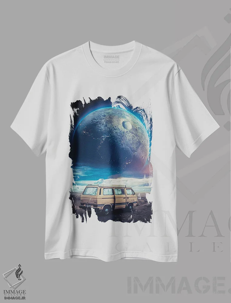تیشرت سفید طرح دار ون کمپ ماجراجویی قابل مشاهده روی سیاره، تزئینی اثر جن زد | immage.ir