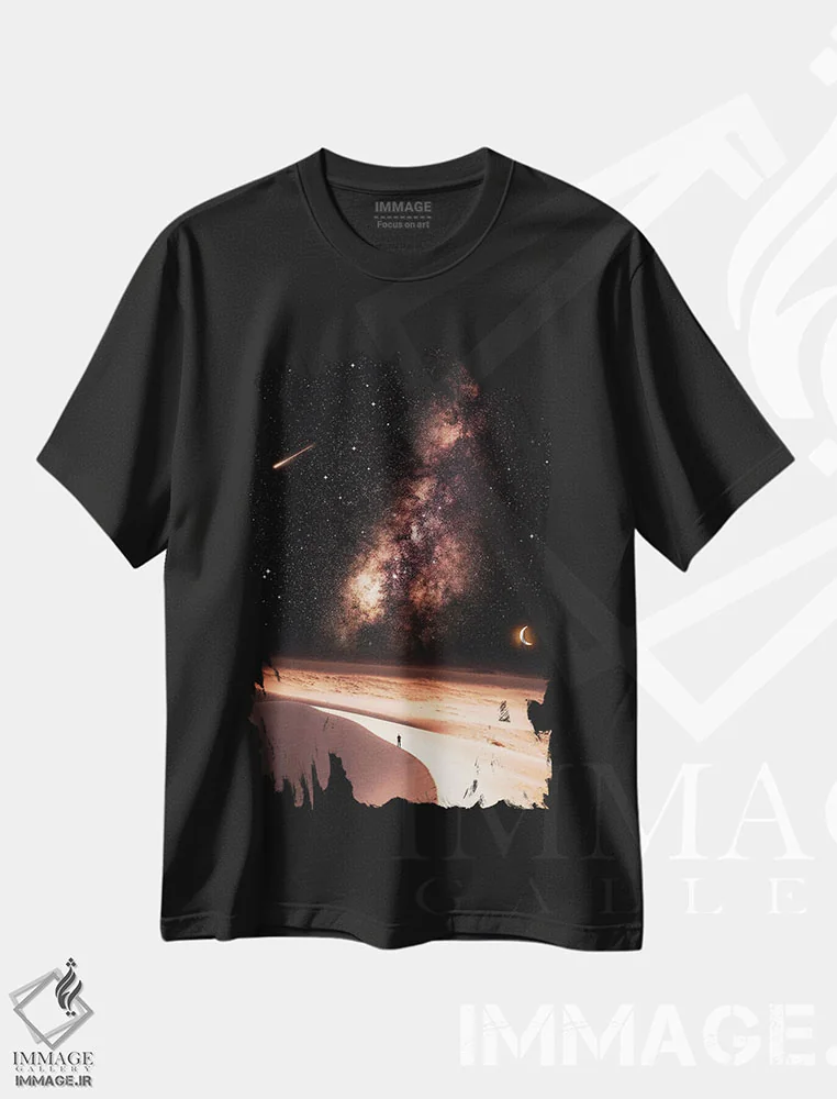 تیشرت مشکی طرح دار بیابان قهوه ای، کهکشان راه شیری و شب پرستاره، هنر دیجیتال اثر جن زد | فروشگاه ایماژ