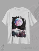 تیشرت سفید طرح دار ماه کامل ۷، تزئینی اثر گب فرناندو | فروشگاه ایماژ