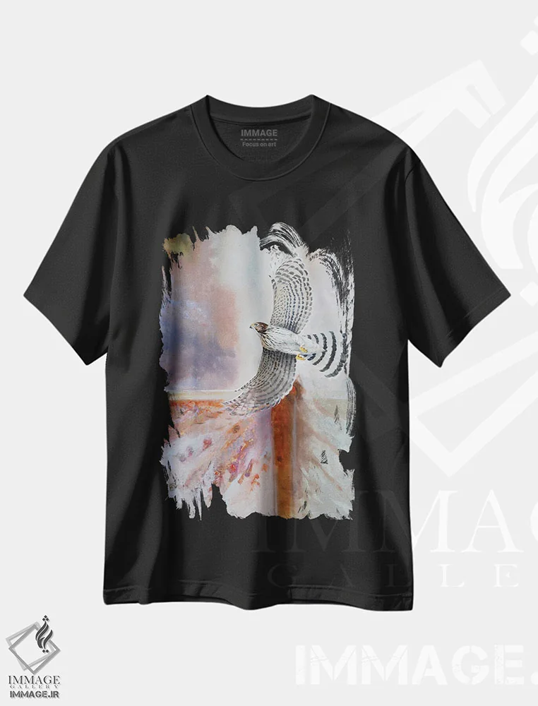 تیشرت مشکی طرح دار شاهین، تزئینی اثر گرانت هکینگ | immage.ir