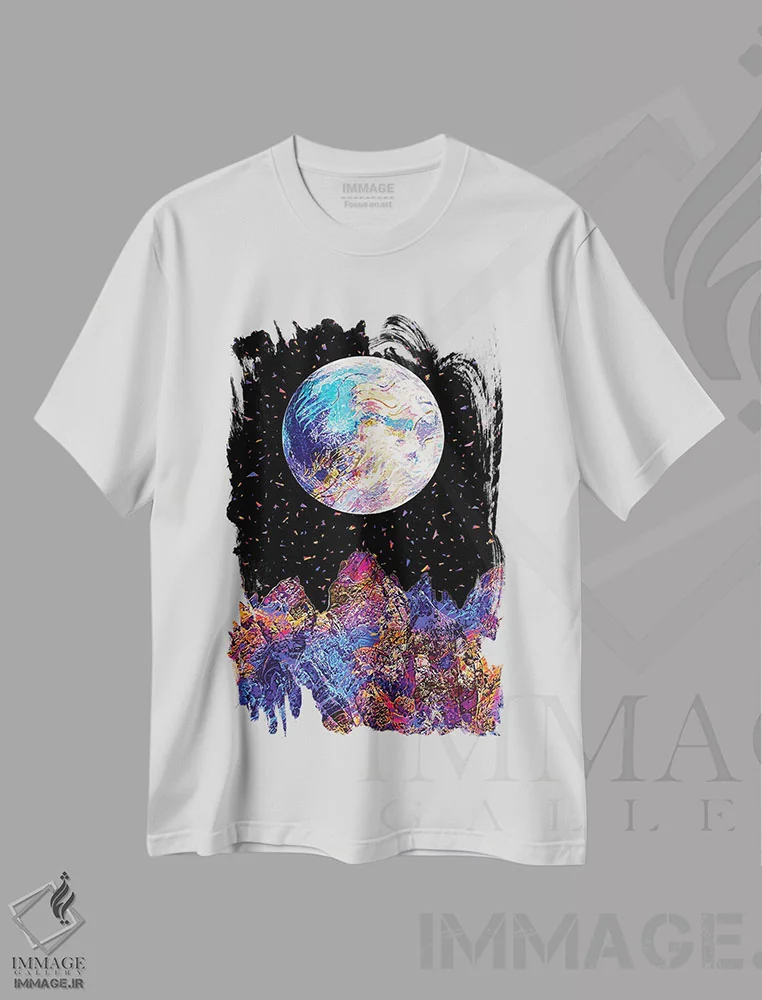 تیشرت سفید طرح دار ماه کامل ۱۸، تزئینی اثر گب فرناندو | immage.ir
