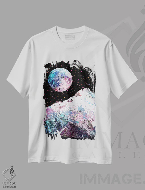 تیشرت سفید طرح دار ماه کامل ۱۷، تزئینی اثر گب فرناندو | فروشگاه ایماژ