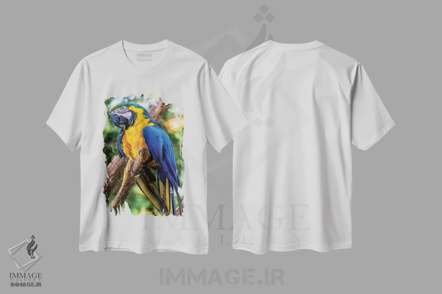 تیشرت سفید طرح دار مکائوی آبی، مدیوم اثر گلاوکو منهالی | immage.ir