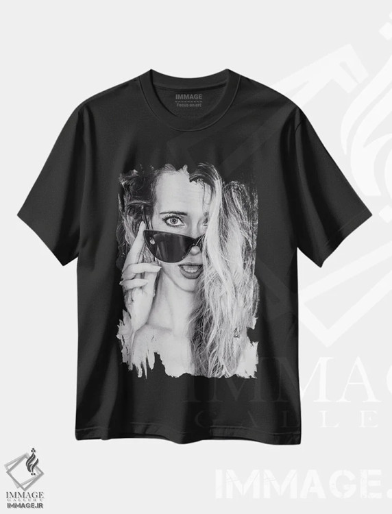 تیشرت مشکی طرح دار ری بن، عکاسی سیاه و سفید اثر گلاوکو منهالی | فروشگاه ایماژ
