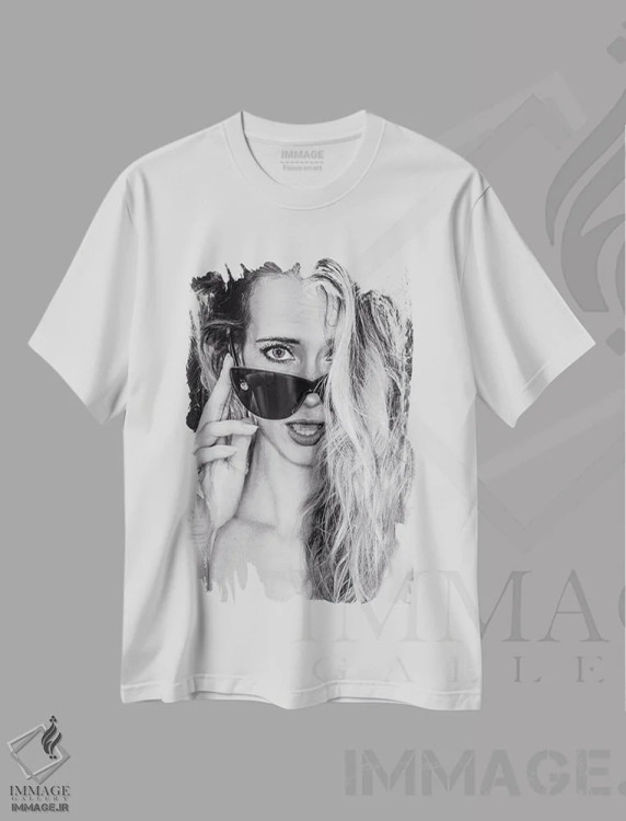تیشرت سفید طرح دار ری بن، عکاسی سیاه و سفید اثر گلاوکو منهالی | immage.ir