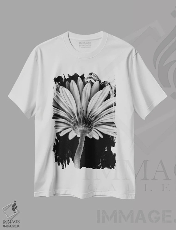 تیشرت سفید طرح دار ژربر دیزی سیاه و سفید، مدیوم اثر گلاوکو منهالی | immage.ir