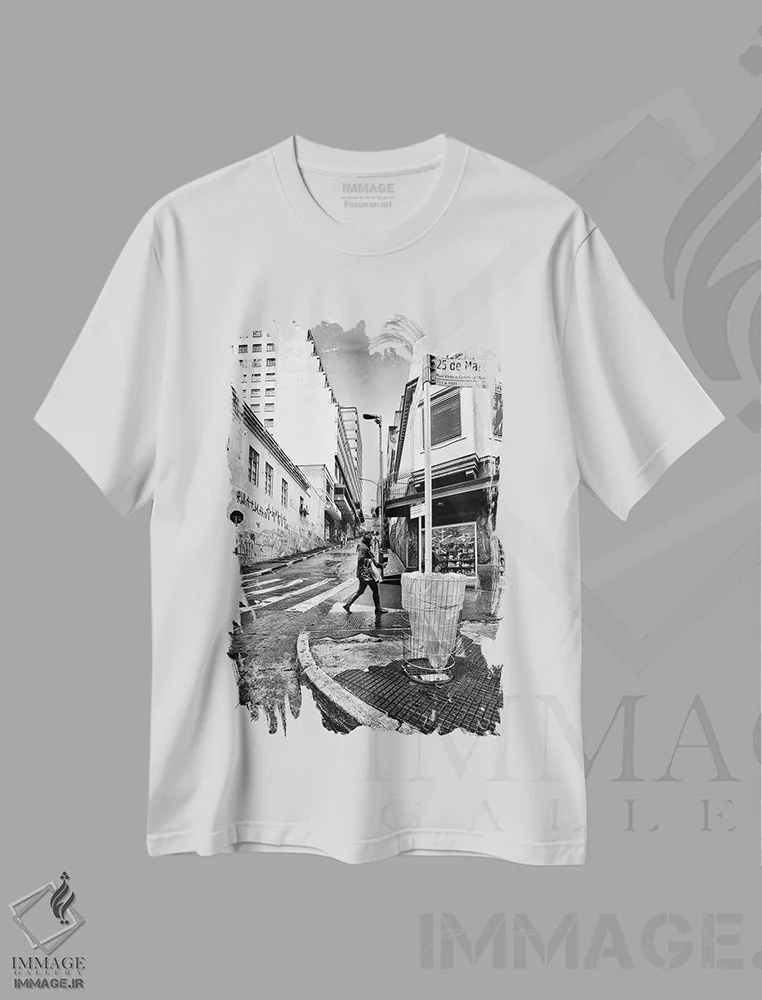 تیشرت سفید طرح دار عکاسی خیابانی ۳۸، عکاسی سیاه و سفید اثر گلاوکو منهالی | فروشگاه ایماژ