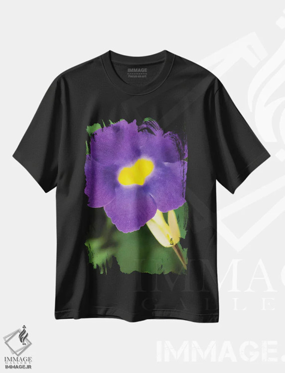 تیشرت مشکی طرح دار گل شماره ۲، عکاسی ماکرو اثر گلاوکو منهالی | فروشگاه ایماژ