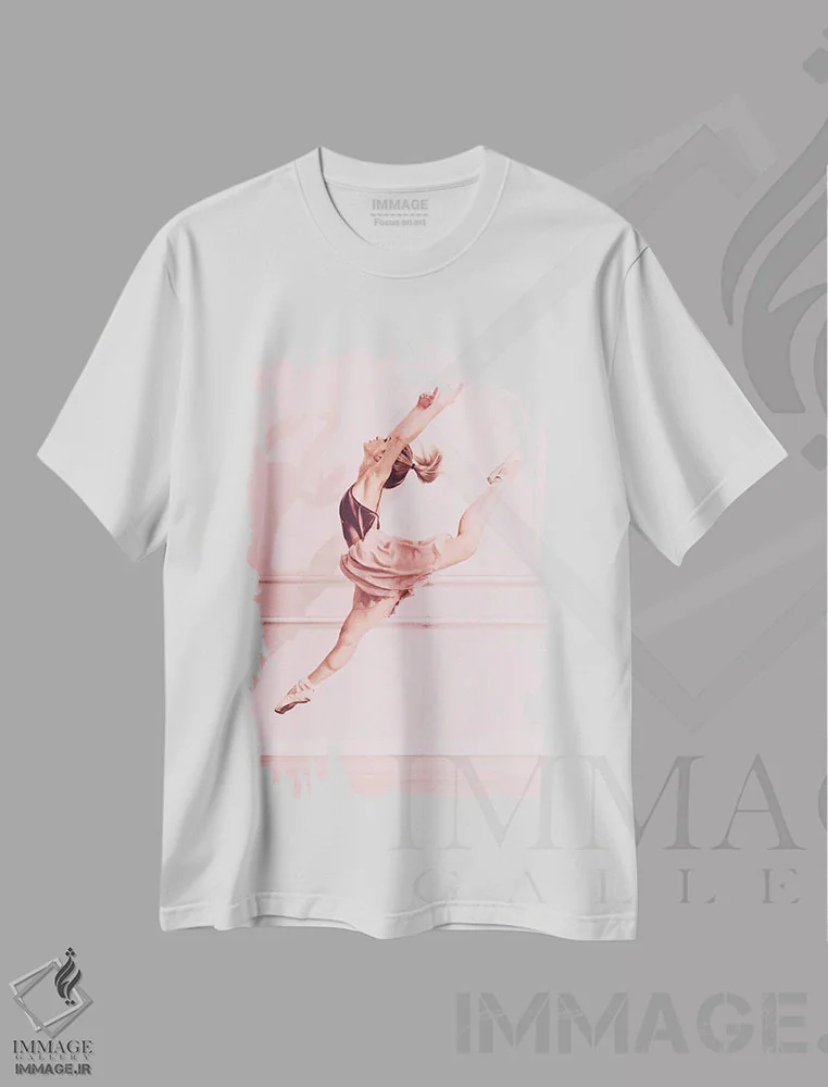تیشرت سفید طرح دار بالرینا شماره ۲، تصاویر اکشن اثر گلاوکو منهالی | فروشگاه ایماژ