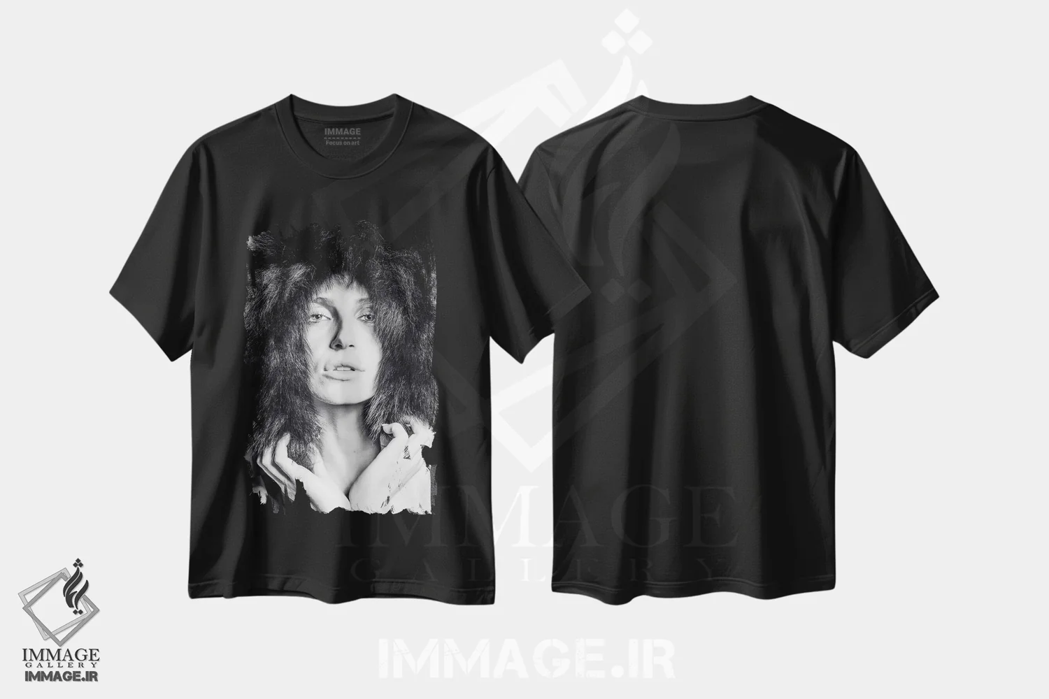 تیشرت مشکی طرح دار زن در مسکو، عکاسی سیاه و سفید اثر گلاوکو منهالی | فروشگاه ایماژ