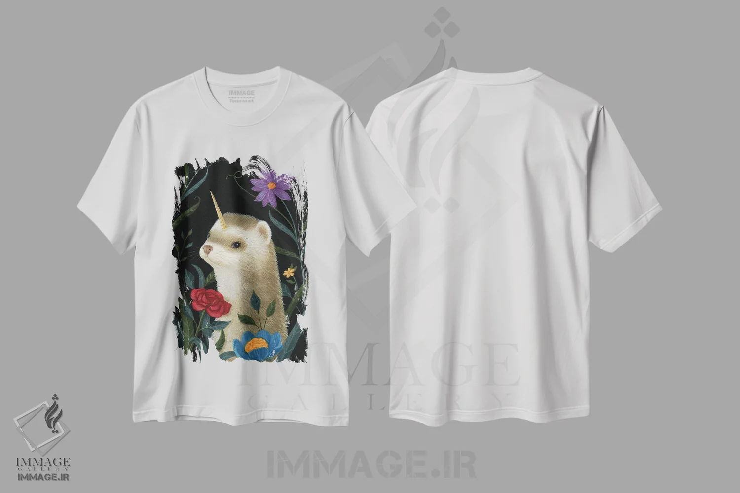 تیشرت سفید طرح دار پِتی شاخ اسبی، دکور معاصر اثر جینا ماتارازو | فروشگاه ایماژ