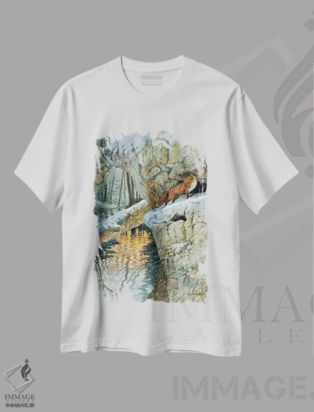 تیشرت سفید طرح دار پناهگاه کنار رودخانه چاگرین، دکور کلبه و لژ اثر جف مووری | فروشگاه ایماژ
