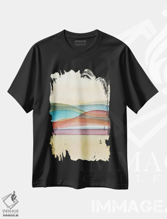 تیشرت مشکی طرح دار منظرهٔ روان گردان دوم، تزئینی اثر مارکو گونزالز | immage.ir