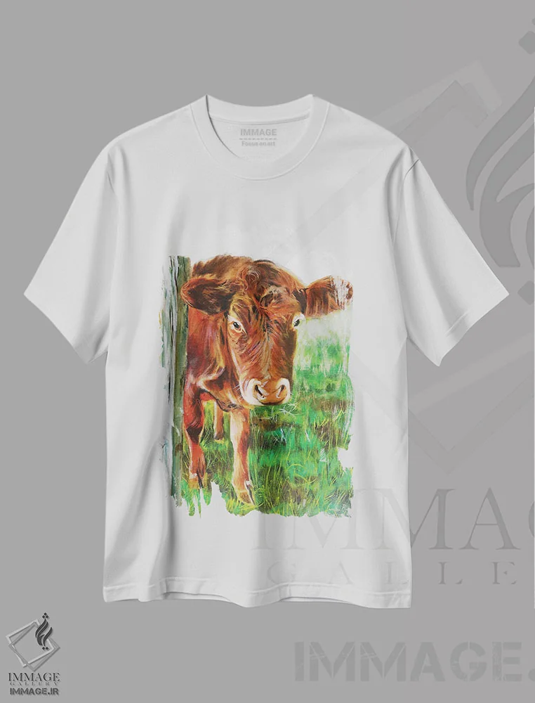تیشرت سفید طرح دار گاو قهوه ای، دکور روستایی اثر گوردون بروس | immage.ir