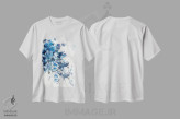 تیشرت سفید طرح دار آبی فیروزه ای اسلب، دکور معاصر اثر گوشیا گرگورچیک | فروشگاه ایماژ
