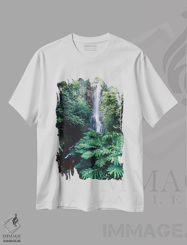 تیشرت سفید طرح دار آبشار وایلوآ در جاده هانا، مائوئی، هاوایی، مدیوم اثر جورج اوزه | immage.ir