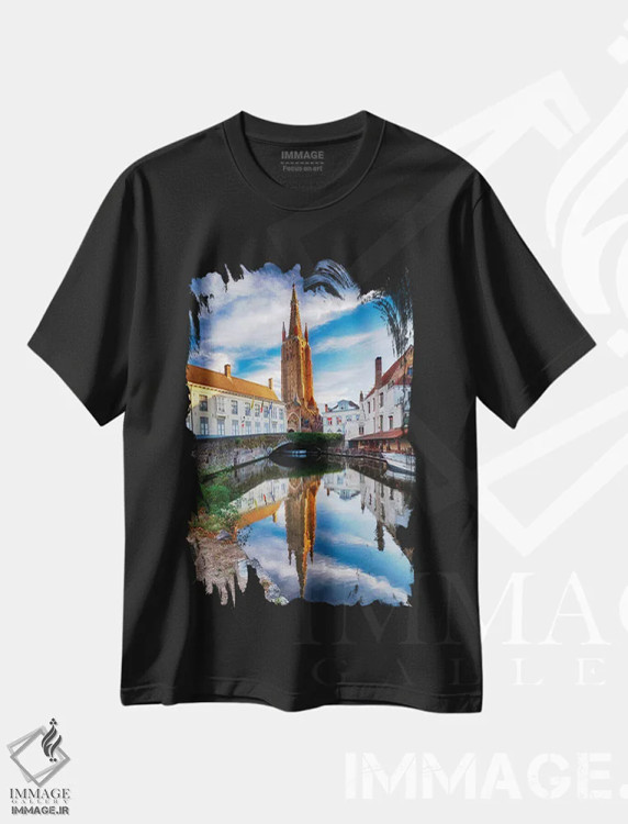 تیشرت مشکی طرح دار صحنه آرام در بروژ، مدیوم اثر جورج اوزه | فروشگاه ایماژ