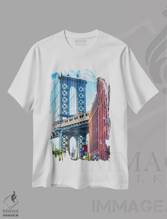 تیشرت سفید طرح دار نمای خیابانی از برج بروکلین پل منهتن، نیویورک، مدیوم اثر جورج اوزه | immage.ir