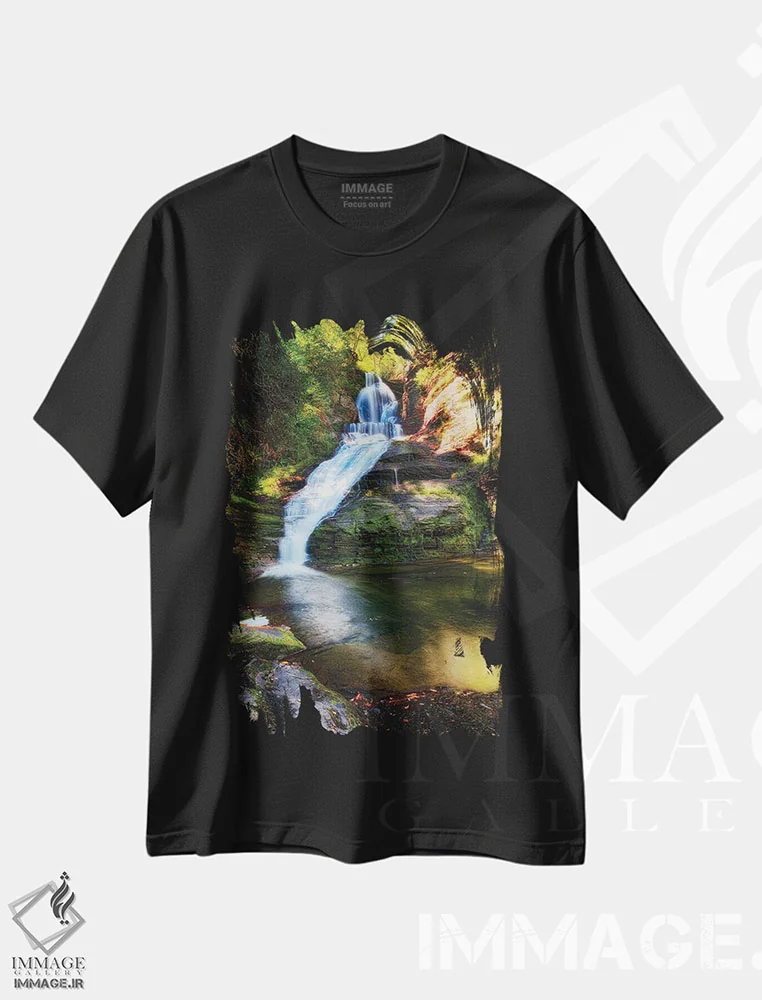 تیشرت مشکی طرح دار منظرهٔ اوایل پاییز آبشار دینگمنز، مدیوم اثر جورج اوزه | فروشگاه ایماژ