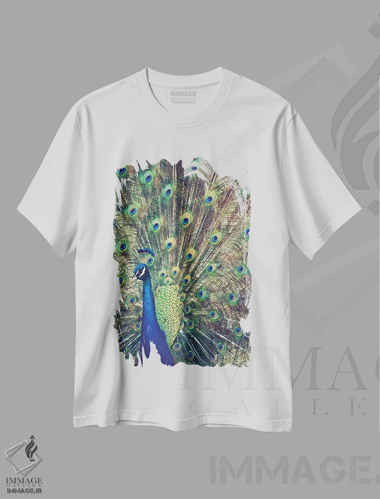 تیشرت سفید طرح دار آبی سلطنتی ۱، تزئینی اثر گیل پک | immage.ir