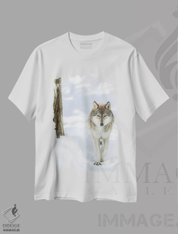 تیشرت سفید طرح دار گرگ زمستانی، مدیوم اثر کری ان گریپو-پایک | immage.ir