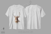 تیشرت سفید طرح دار آهوی دم سفید، دکور کلبه و لژ اثر راب فرانسیس | فروشگاه ایماژ