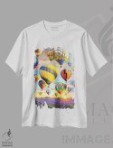 تیشرت سفید طرح دار بالون های هوای گرم، تزئینی اثر گرگ جوردانو | فروشگاه ایماژ