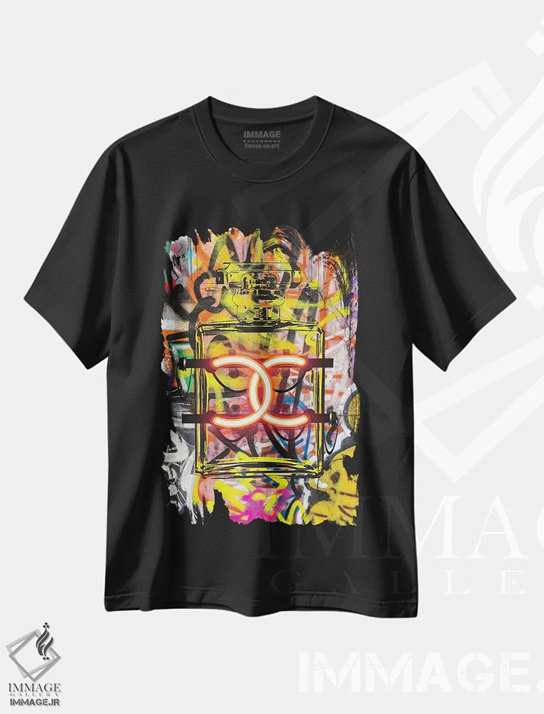 تیشرت مشکی طرح دار گرافیتی نئونی CC، دکور معاصر اثر آماندا گرینوود | فروشگاه ایماژ