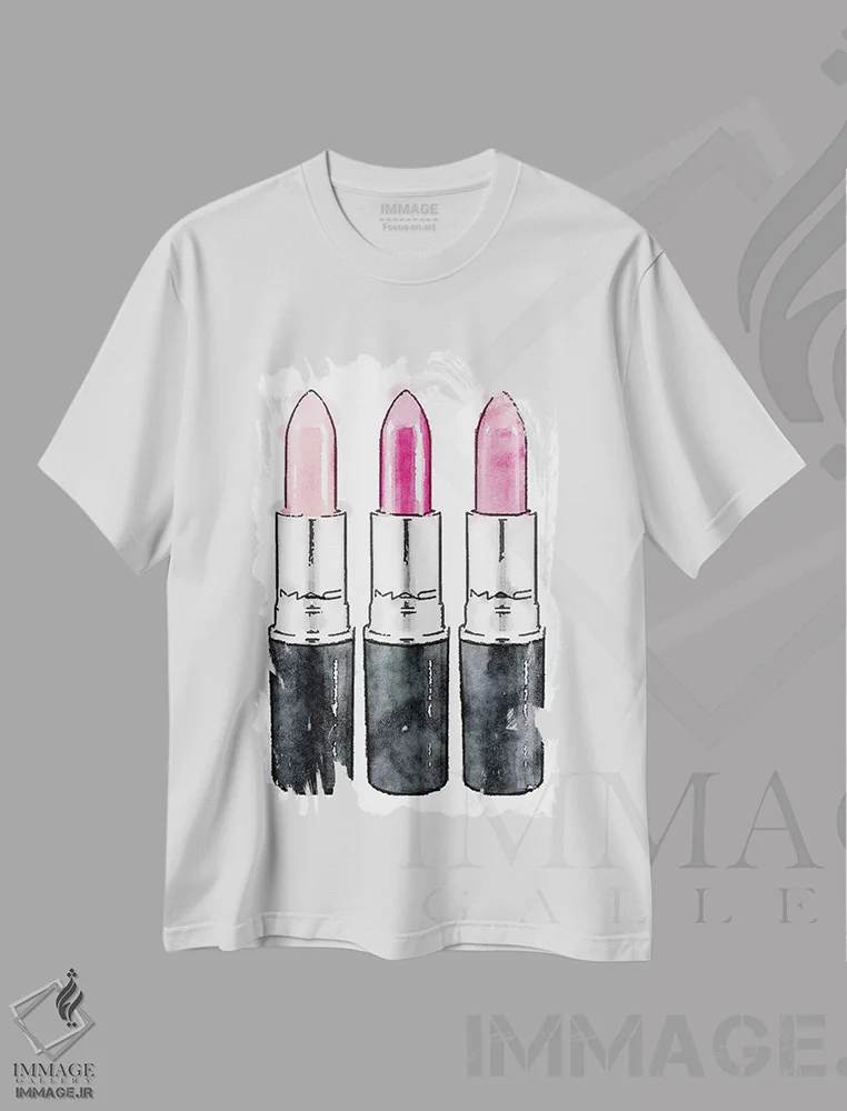 تیشرت سفید طرح دار ردیف سه تایی رژ لب صورتی، باربیکور اثر آماندا گرینوود | immage.ir