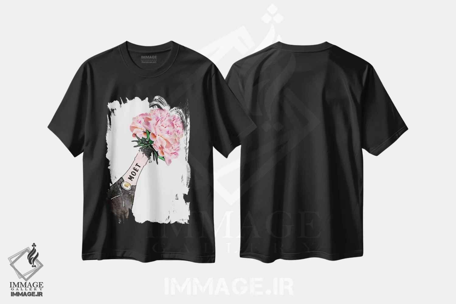 تیشرت مشکی طرح دار شامپاین با پاشش صورتی و گل صدتومانی V، تزئینی اثر آماندا گرینوود | immage.ir