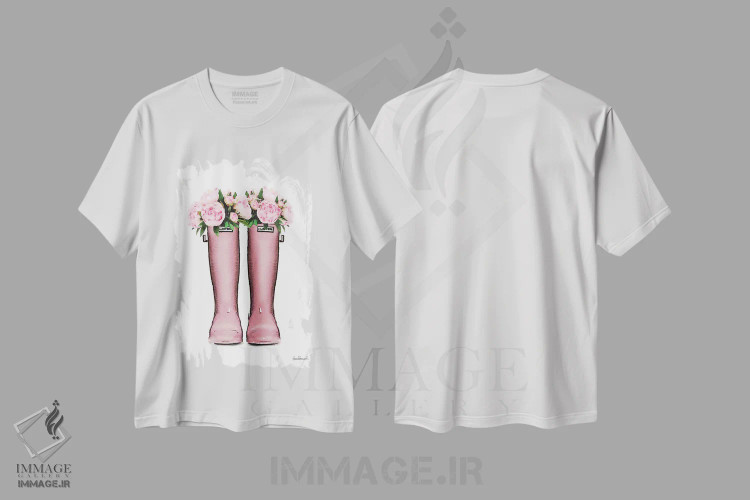 تیشرت سفید طرح دار چکمه های هانتر صورتی و گل صدتومانی صورتی، تزئینی اثر آماندا گرینوود | immage.ir