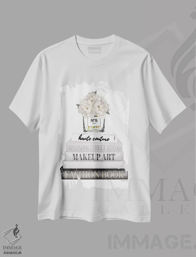 تیشرت سفید طرح دار کتاب های خاکستری با گلدان گل صدتومانی سفید، تزئینی اثر آماندا گرینوود | فروشگاه ایماژ