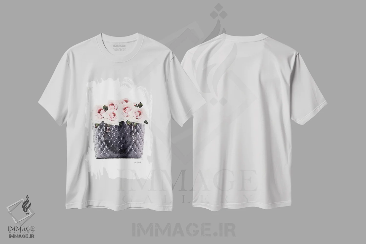 تیشرت سفید طرح دار کیف دستی مشکی پر از رز صورتی، تزئینی اثر آماندا گرینوود | فروشگاه ایماژ