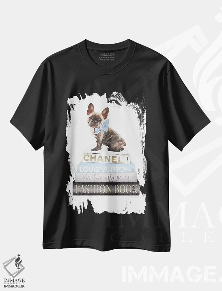 تیشرت مشکی طرح دار کتاب های خاکستری و آبی با فرنچ بولداگ خط دار، تزئینی اثر آماندا گرینوود | فروشگاه ایماژ