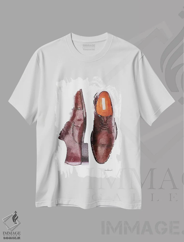تیشرت سفید طرح دار کفش قهوه ای مردانه، تزئینی اثر آماندا گرینوود | فروشگاه ایماژ