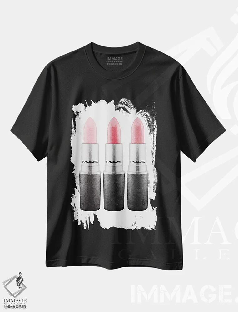 تیشرت مشکی طرح دار رژ لب III صورتی روشن، تزئینی اثر آماندا گرینوود | immage.ir