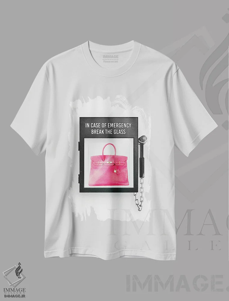 تیشرت سفید طرح دار With Pink Bag,در صورت اضطرار با کیف صورتی، تزئینی اثر آماندا گرینوود | فروشگاه ایماژ