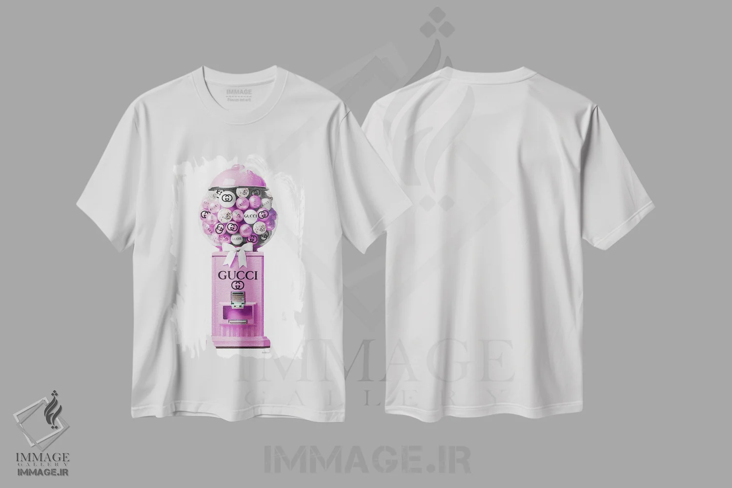 تیشرت سفید طرح دار دستگاه توپ آدامس در رنگ سرخابی، تزئینی اثر آماندا گرینوود | immage.ir