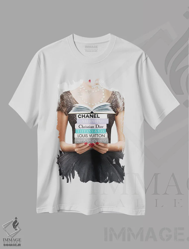 تیشرت سفید طرح دار مطالعه کتاب های فشن، تزئینی اثر آماندا گرینوود | immage.ir