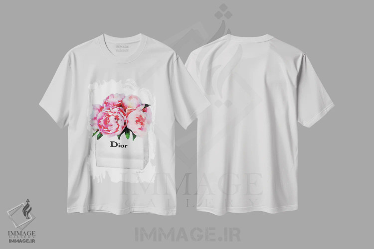 تیشرت سفید طرح دار کیسه خرید فشن کوچک با گل صدتومانی صورتی، تزئینی اثر آماندا گرینوود | فروشگاه ایماژ