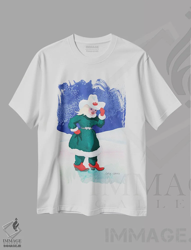 تیشرت سفید طرح دار خانم کلاوس کابوی، هنر دیجیتال اثر کالی گاریس | immage.ir