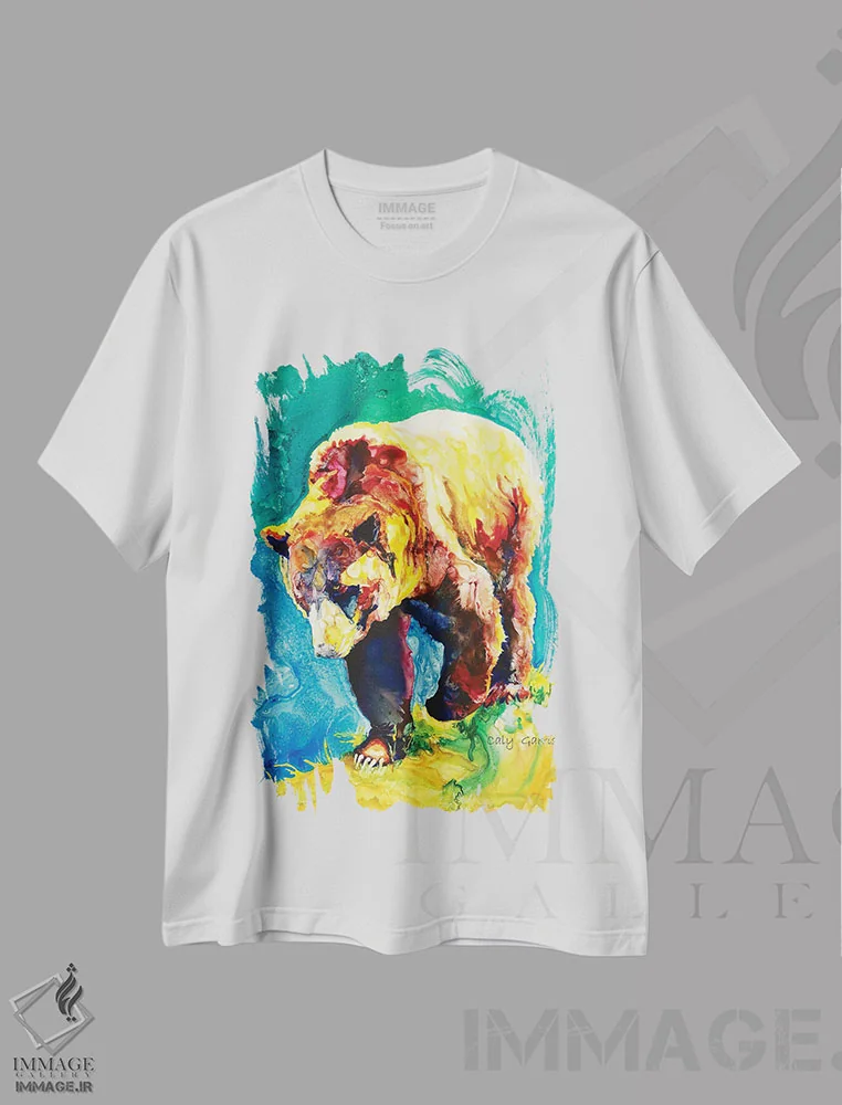 تیشرت سفید طرح دار راه پیمای لبه II، دکور کلبه و لژ اثر کالی گاریس | immage.ir